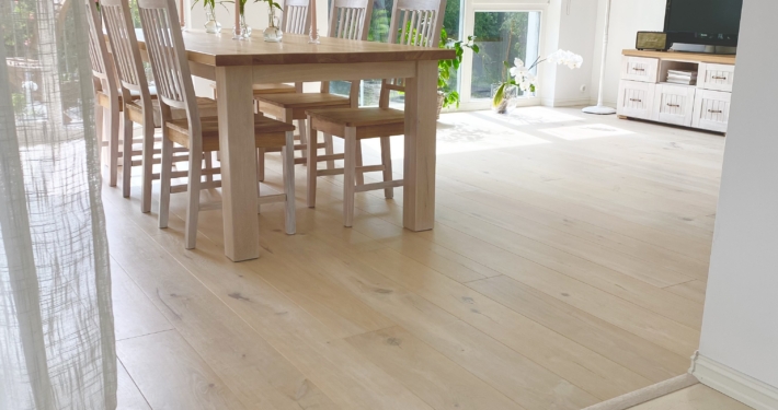 Crema Marfil&Super-White oak